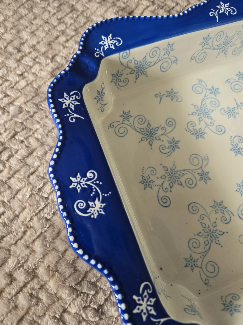 Temp-tations by Tara Floral Lace Blue 2.5 Qt Casserole Baker Dish Wire Rack
